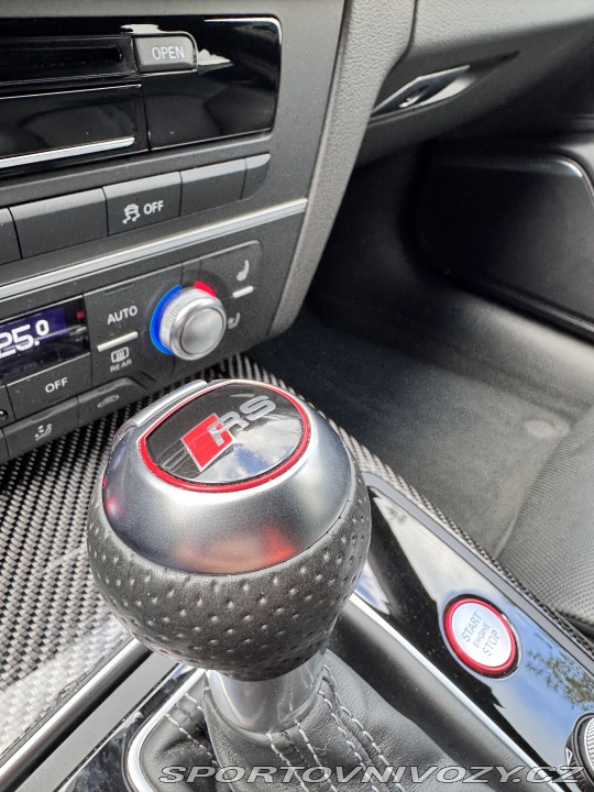 Audi RS6 RS 6 4.0 TFSI V8 412 kW 2017