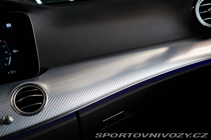 Mercedes-Benz E 400d*4M*ALL-TERRAIN*TAŽNÉ 2022