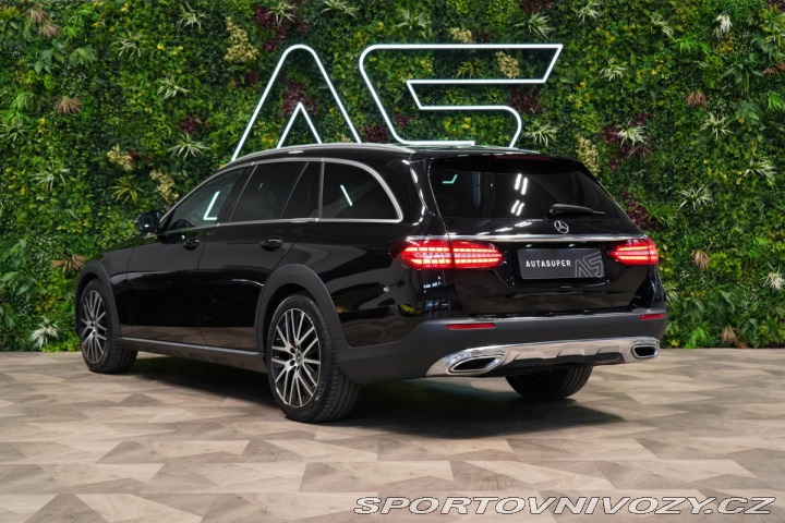 Mercedes-Benz E 400d*4M*ALL-TERRAIN*TAŽNÉ 2022
