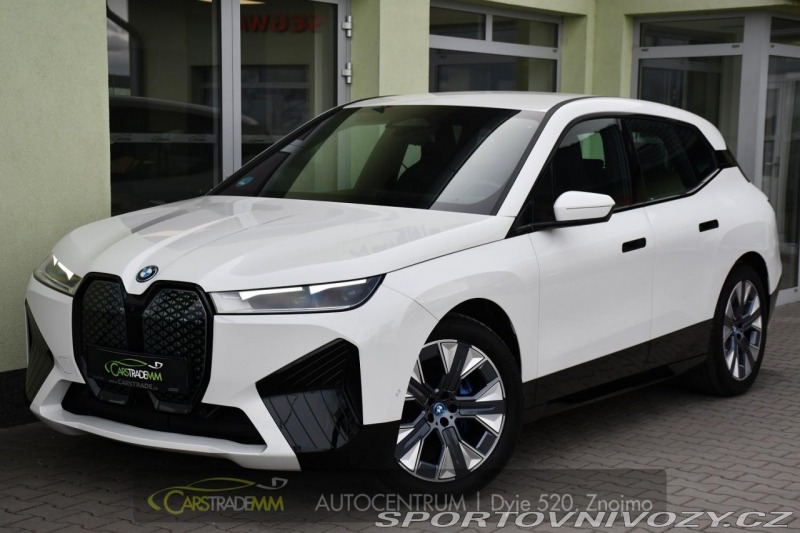 BMW iX xDrive40d K360° M-SPORT 9