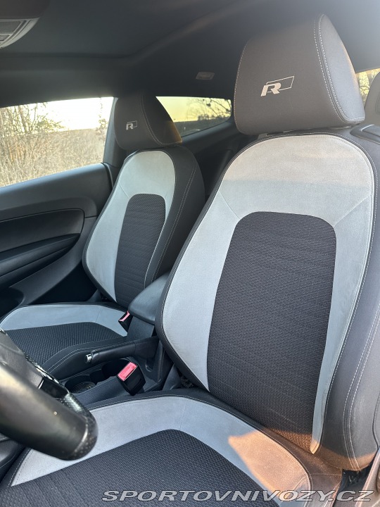 Volkswagen Scirocco  2011