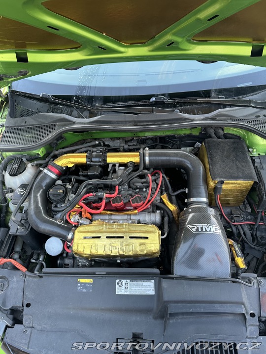 Volkswagen Scirocco  2011