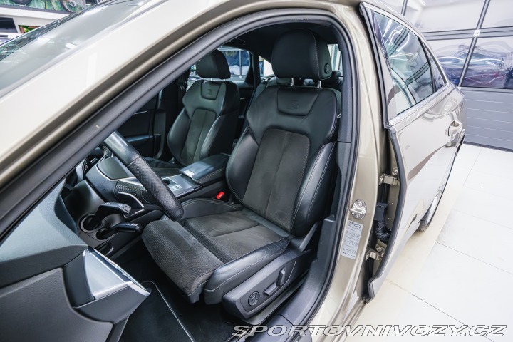Audi S6 3.0TDI 257kW, B&O, HUD, A 2020