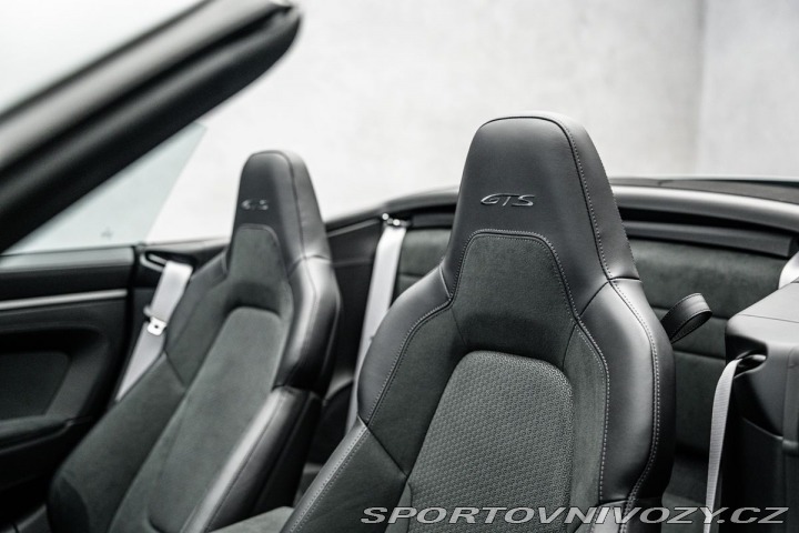 Porsche 911 Carrera GTS Cabrio Sport 2025