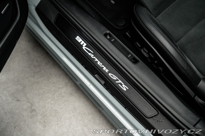 Porsche 911 Carrera GTS Cabrio Sport 2025