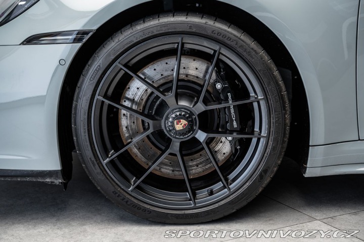 Porsche 911 Carrera GTS Cabrio Sport 2025