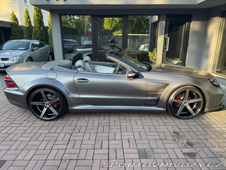 Mercedes-Benz SL R230 AMG BODYKIT 2004