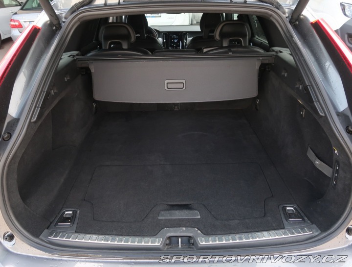 Volvo V90 Sport D5 AWD 2017