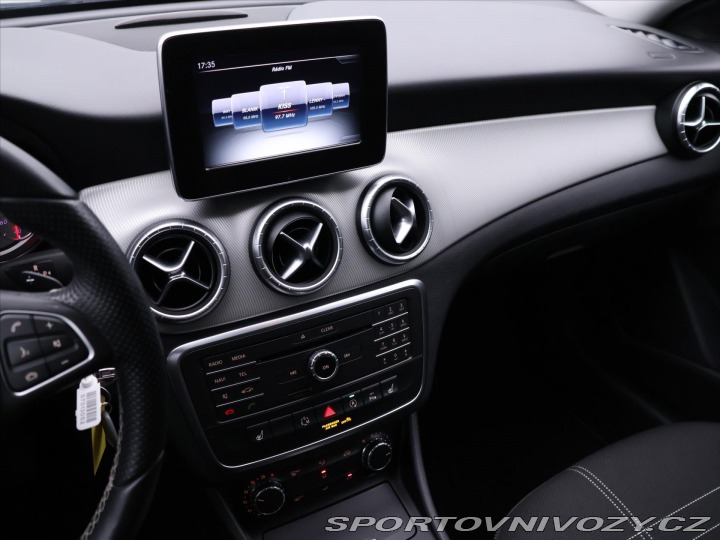 Mercedes-Benz CLA 2,0 250 155kW 4Matic Xeno 2015