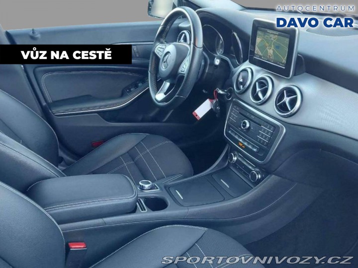 Mercedes-Benz CLA 2,0 250 155kW 4Matic Xeno 2015