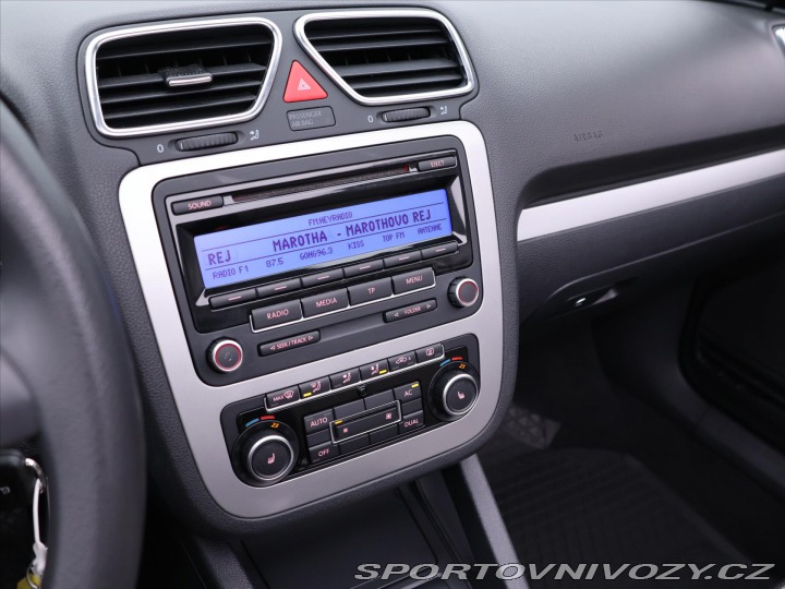 Volkswagen EOS 1,4 TSI 90kW Serv.Kniha 2011