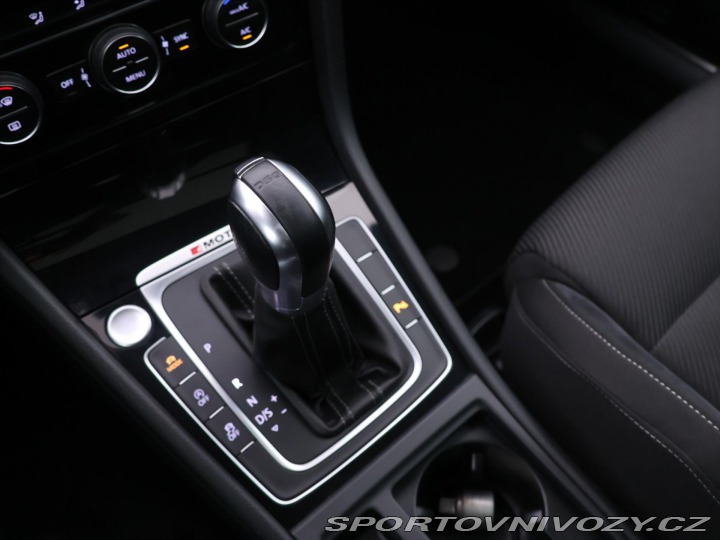 Volkswagen Golf 2,0 TSI R 228kW 4M DSG Vi 2018