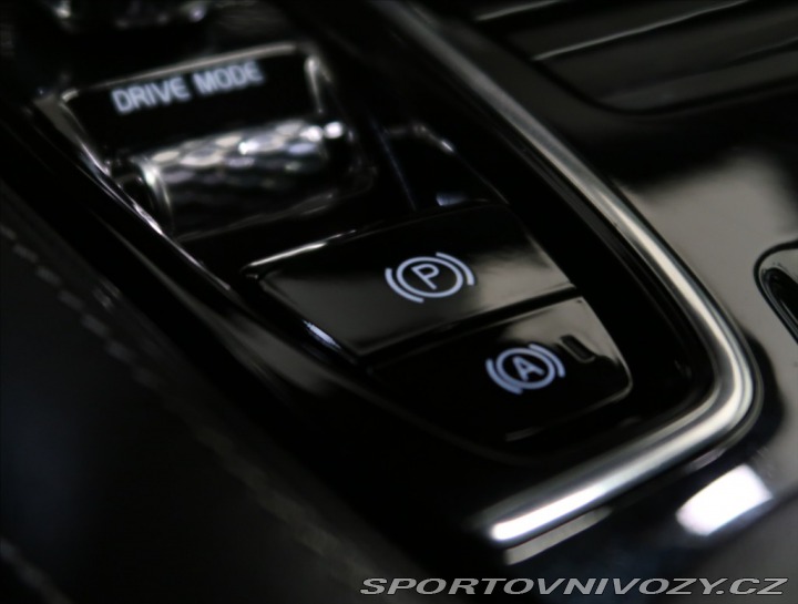 Volvo S90 2,0 T8 TWINENGINE AWD R-D 2018