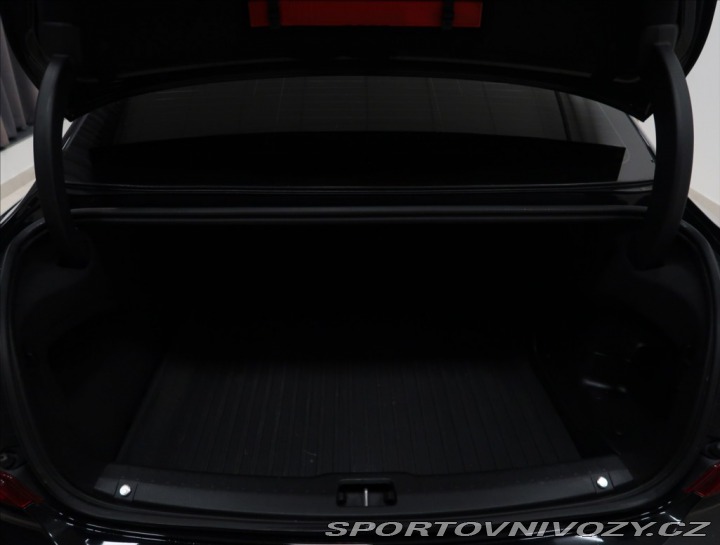 Volvo S90 2,0 T8 TWINENGINE AWD R-D 2018