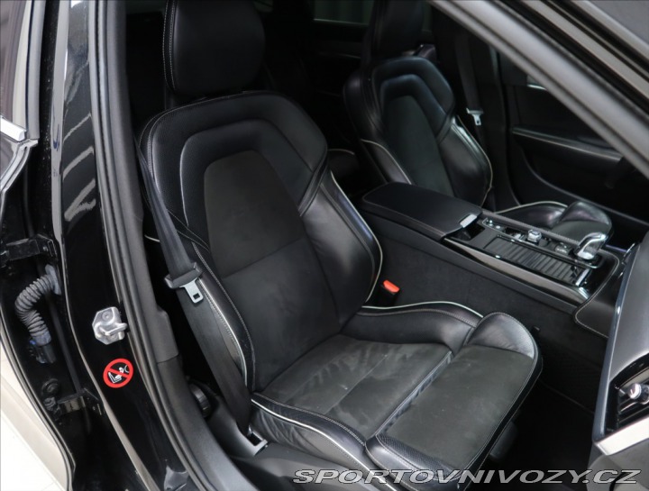 Volvo S90 2,0 T8 TWINENGINE AWD R-D 2018