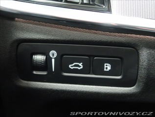 Volvo S90 2,0 T8 TWINENGINE AWD R-D 2018