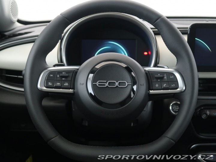 Fiat 600 1.2HYBRID,CZ,1Maj,LaPrima 1800