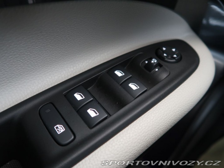 Fiat 600 1.2HYBRID,CZ,1Maj,LaPrima 1800