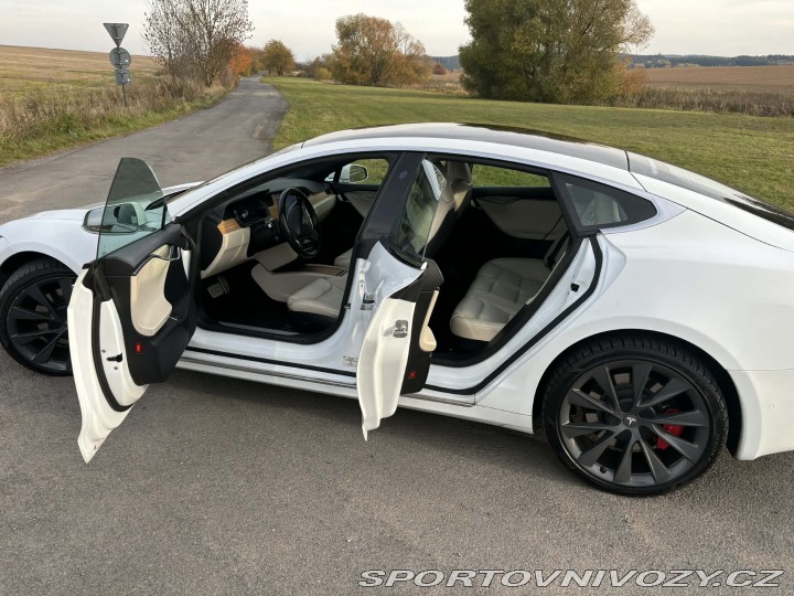 Tesla Model S Raven Performance Ludicro 2000