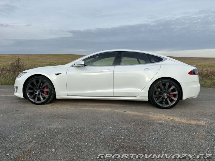 Tesla Model S Raven Performance Ludicro 2000