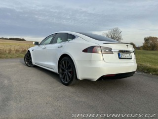 Tesla Model S Raven Performance Ludicro 2000