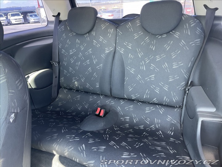 Mini One 1,6 i 66kw shrnovací stře 2006