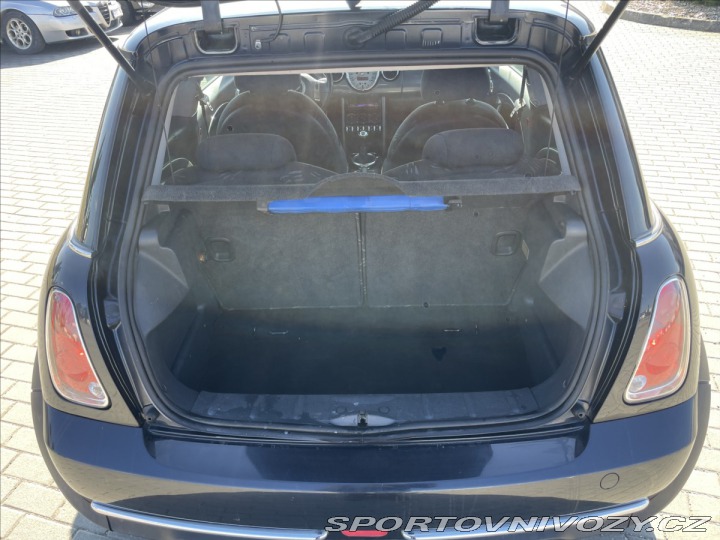 Mini One 1,6 i 66kw shrnovací stře 2006