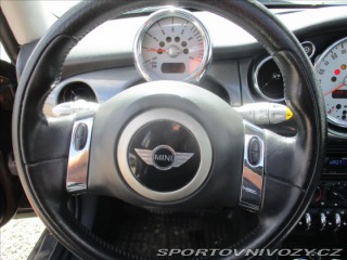 Mini One 1,6 i 66kw shrnovací stře 2006