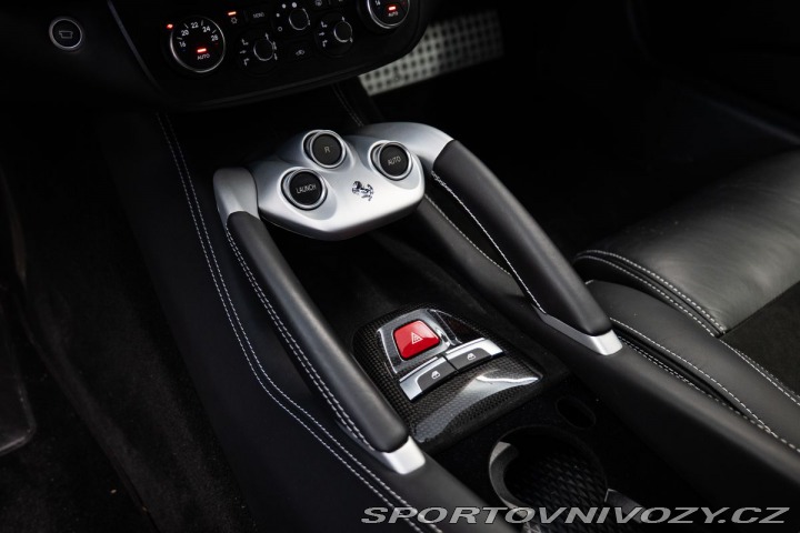 Ferrari FF V12 / záruka 2012