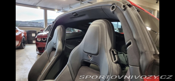 Chevrolet Corvette man., EU verze, nebouraná 1800