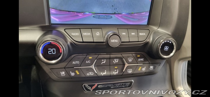 Chevrolet Corvette man., EU verze, nebouraná 1800