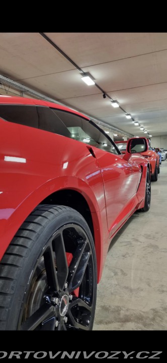 Chevrolet Corvette man., EU verze, nebouraná 1800