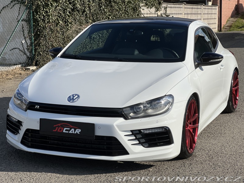 Volkswagen Scirocco R 2.0TSi 206kw