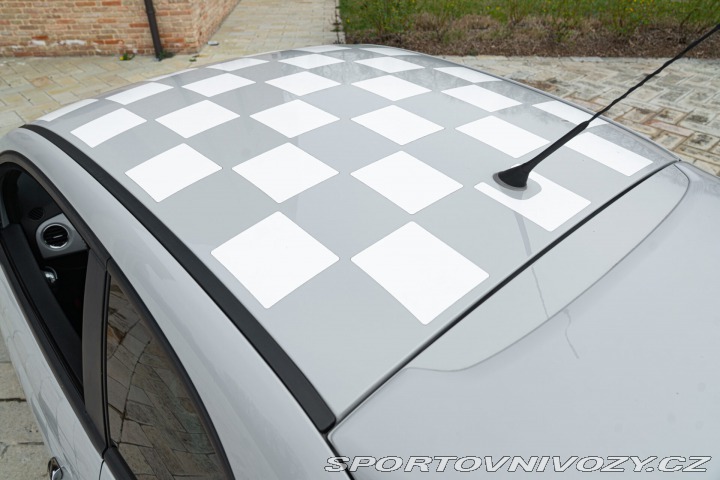 Abarth 500 CELEBRITY CHALLENGE EDITION 2010