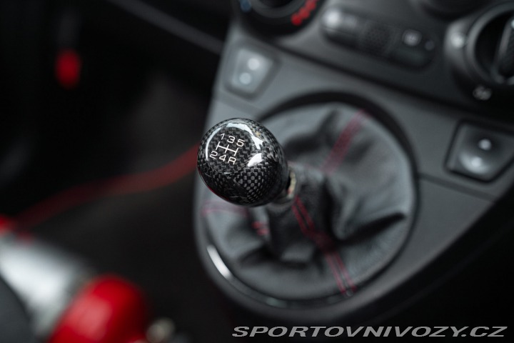 Abarth 500 CELEBRITY CHALLENGE EDITION 2010