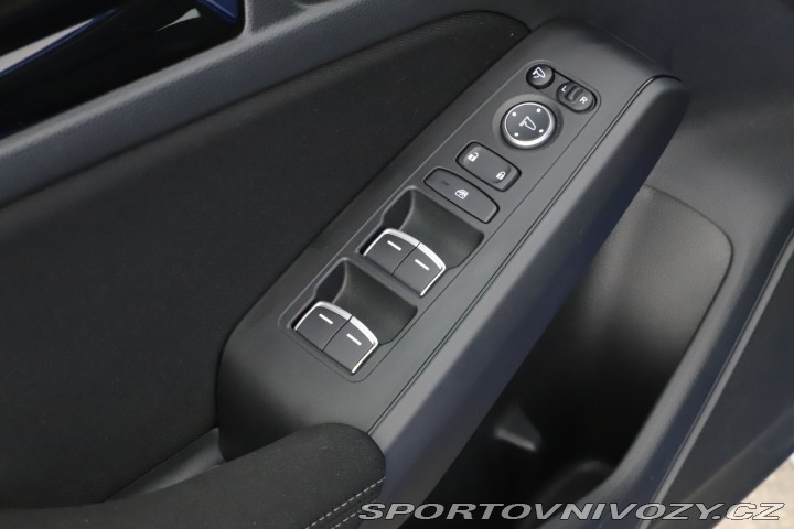 Honda Civic Elegance 2.0 e:HEV 2024