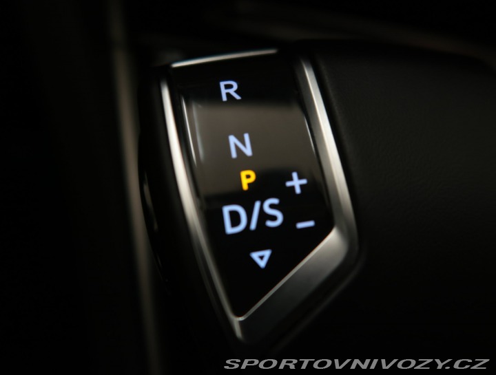 Volkswagen Ostatní modely Touareg R-Line 3.0 TDI 2022