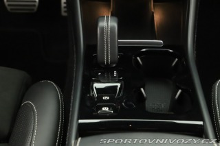 Volvo Ostatní modely XC40 R-Design T5 Recharge 2020