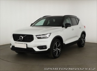 Volvo Ostatní modely XC40 R-Design T5 Recharge 2020