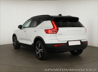 Volvo Ostatní modely XC40 R-Design T5 Recharge 2020