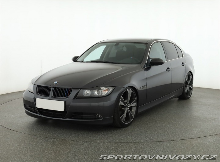 BMW 3 325 i 2005