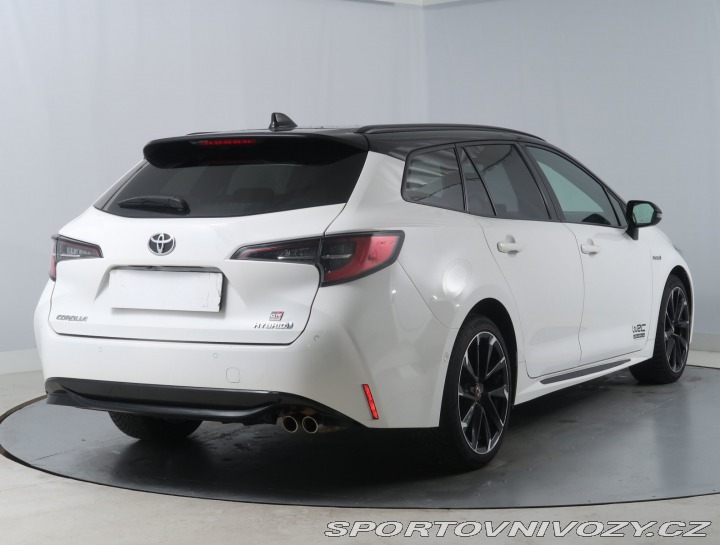 Toyota Corolla GR Sport 2.0 Hybrid 2021