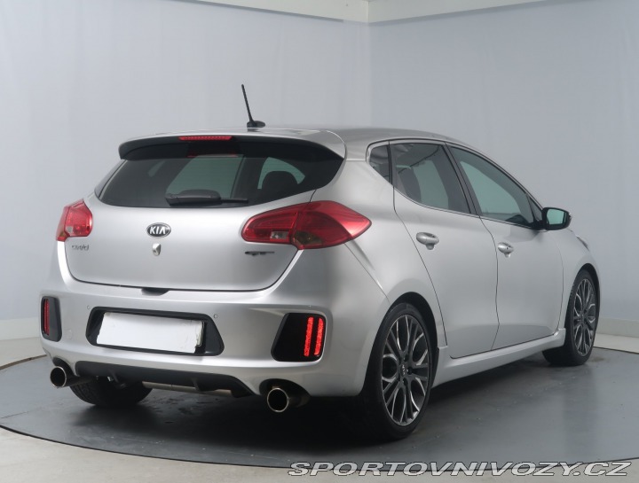 Kia Ceed GT GT 1.6 T-GDI GT 2014