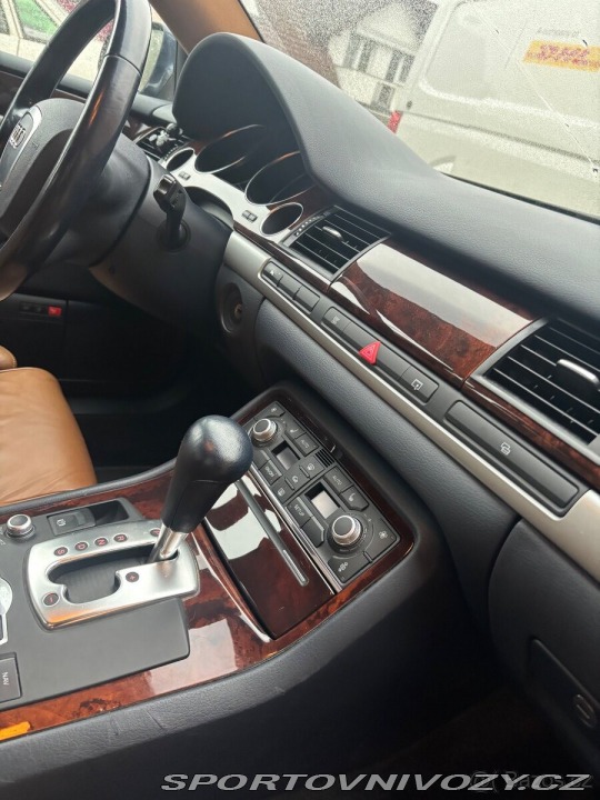 Audi Ostatní modely A8 3,0 TDI 1800