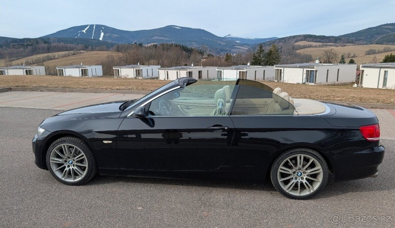 BMW 3 3,0   (E93) – 3.0L 6válců