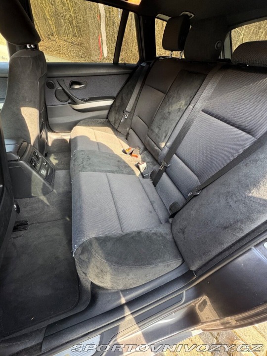 BMW 3 2,5   e91 325i160Kw 2007