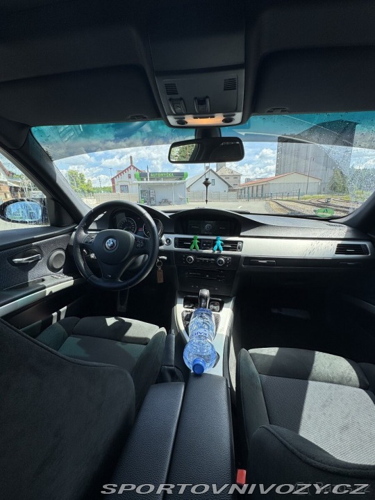 BMW 3 2,5   e91 325i160Kw 2007