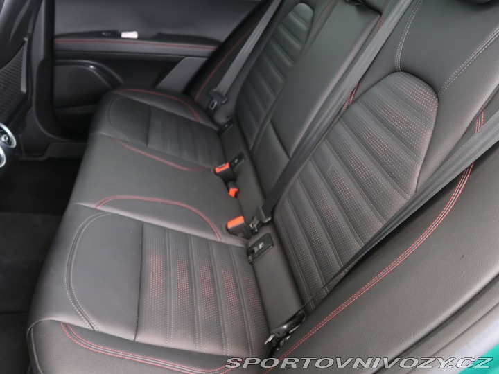 Alfa Romeo Stelvio 2.0TURBO,CZ,1Maj,ITALIANO 2025