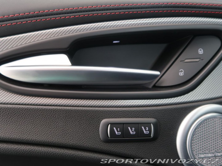 Alfa Romeo Stelvio 2.0TURBO,CZ,1Maj,ITALIANO 2025