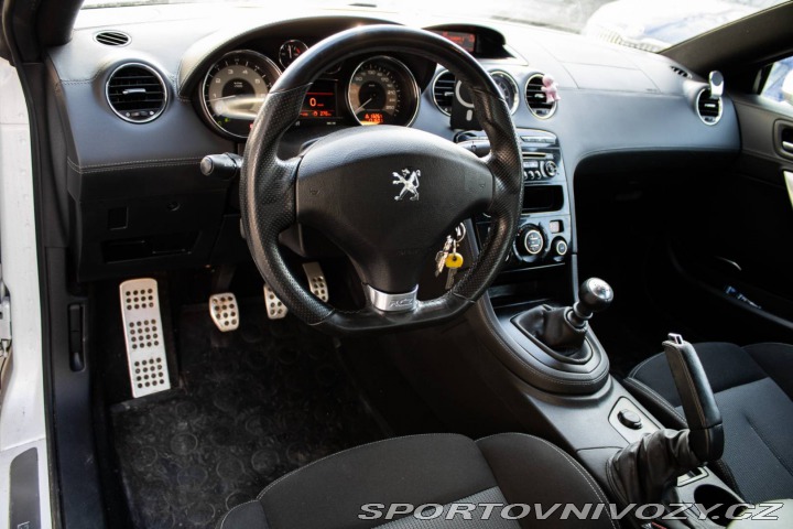 Peugeot RCZ 1.6 THP, 147kW (2012) / 2012